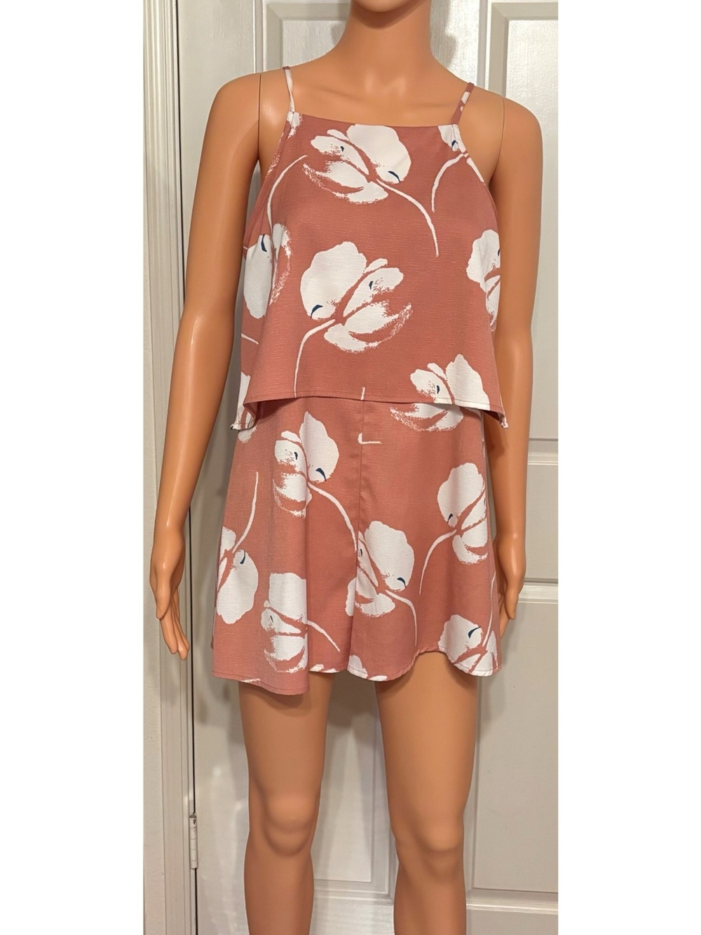 Lush Brand Rust Floral Tiered Spaghetti-Strap Romper. Only Worn Once. - Picture 1 of 3